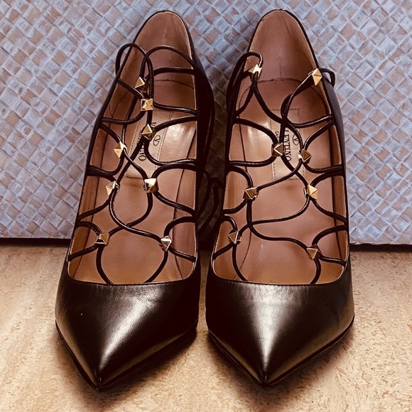 Valentino - Black Lace up Pumps - Picture 6 of 16